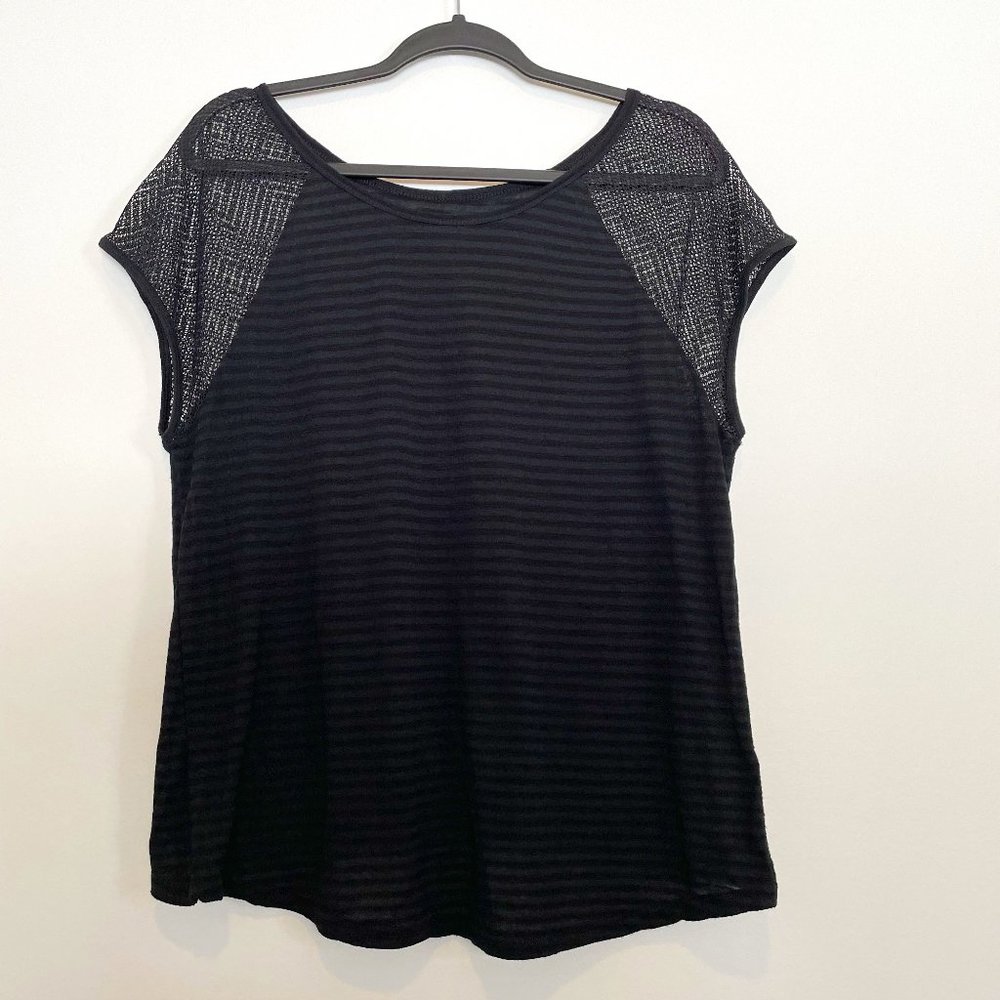 American Eagle Active Tee Athleisure Top